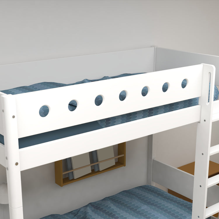 Flexa. White high bunk bed with straight ladder - 210cm - White