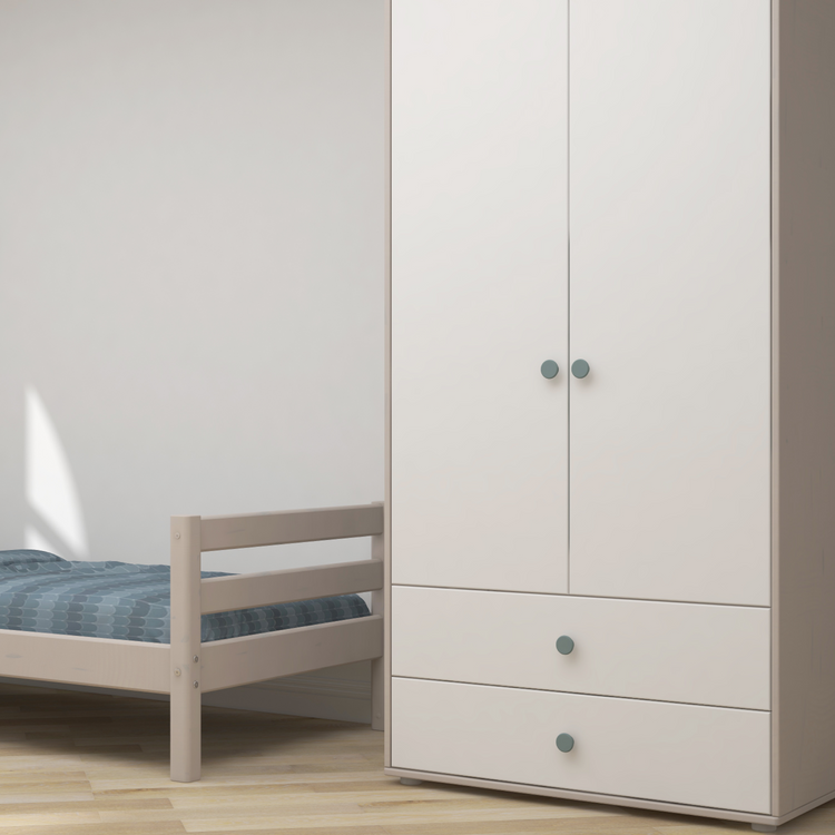 Flexa. Classic wardrobe with extra high and light teal knobs - Grey washed