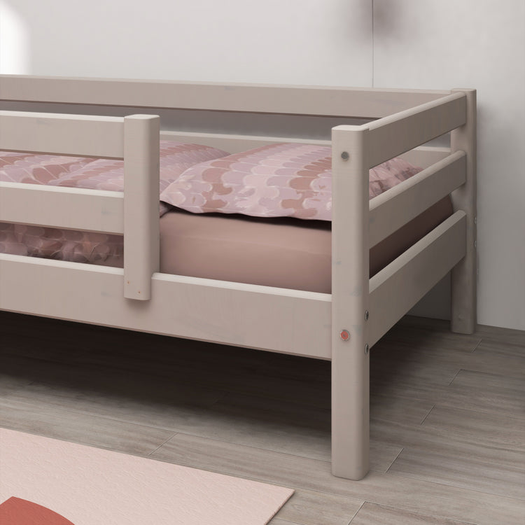 Flexa. Classic bed with centered safety rail 200cm - Grey washed