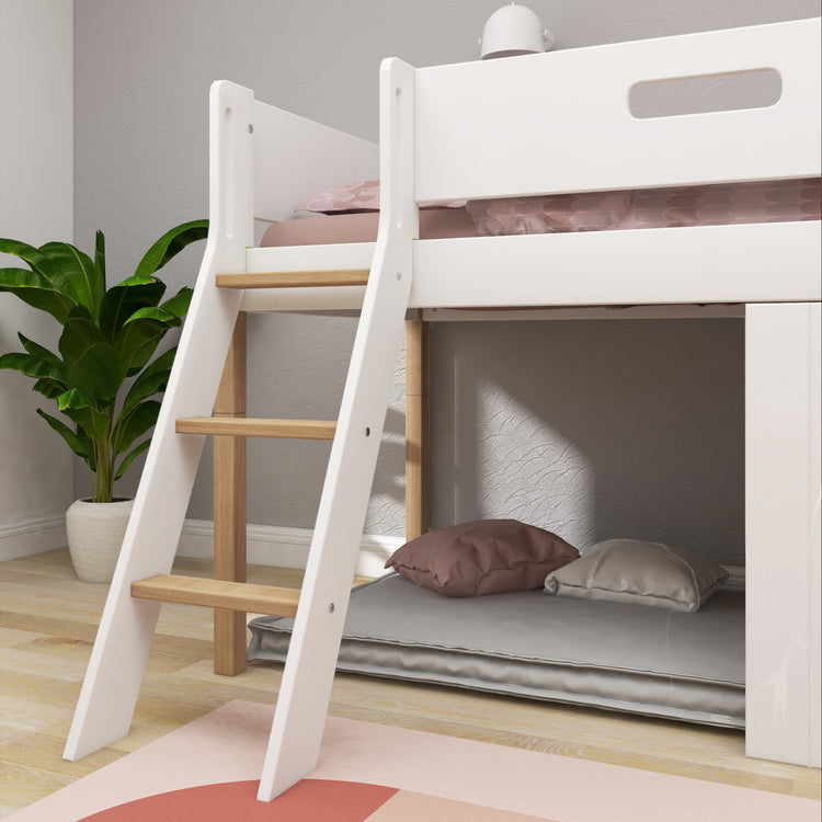 Flexa. Nor mid-high bed with slanting ladder and treehouse bed Fronts - 210cm - White / Oak