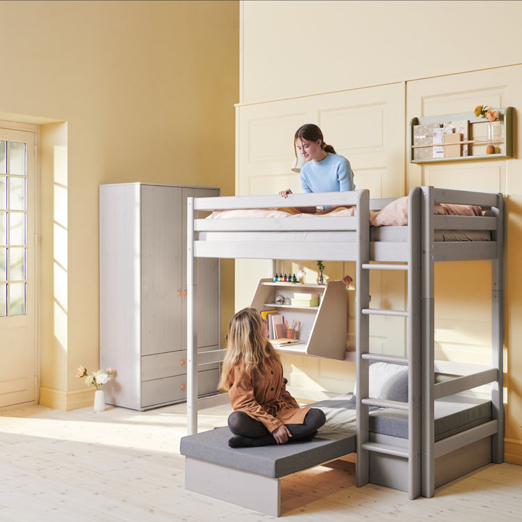 Flexa. Classic high bed with casa module and straight ladder - 210cm - Grey washed