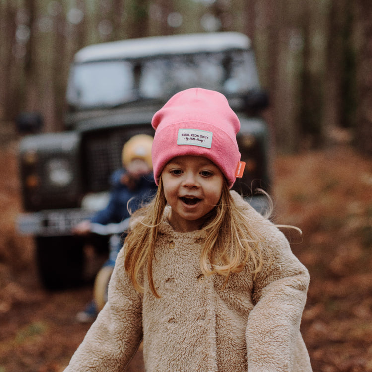 HELLO HOSSY. Urban Fuchsia beanie - 6 years