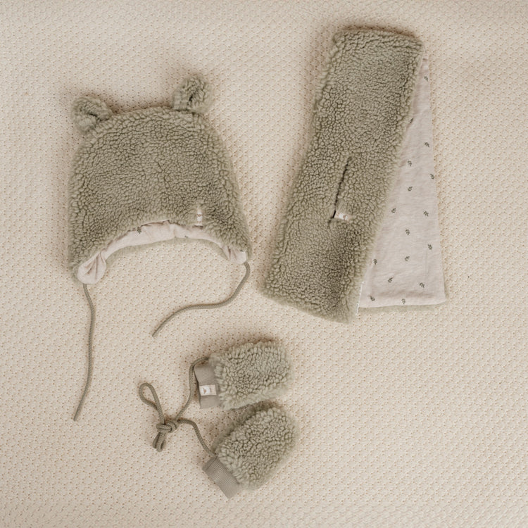 LITTLE DUTCH. Teddy cap Soft Green - Size 1 (0-3 months)