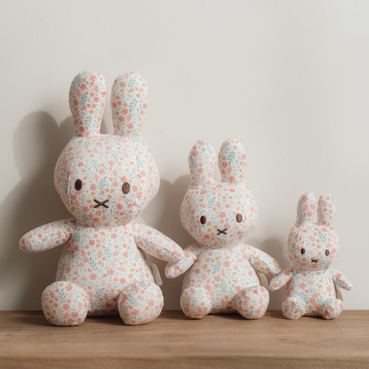 LITTLE DUTCH. Miffy Cuddle all-over print 15 cm - Lucky Blossom GRS