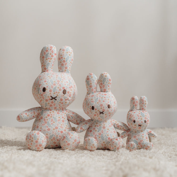 LITTLE DUTCH. Miffy Cuddle all-over print 15 cm - Lucky Blossom GRS