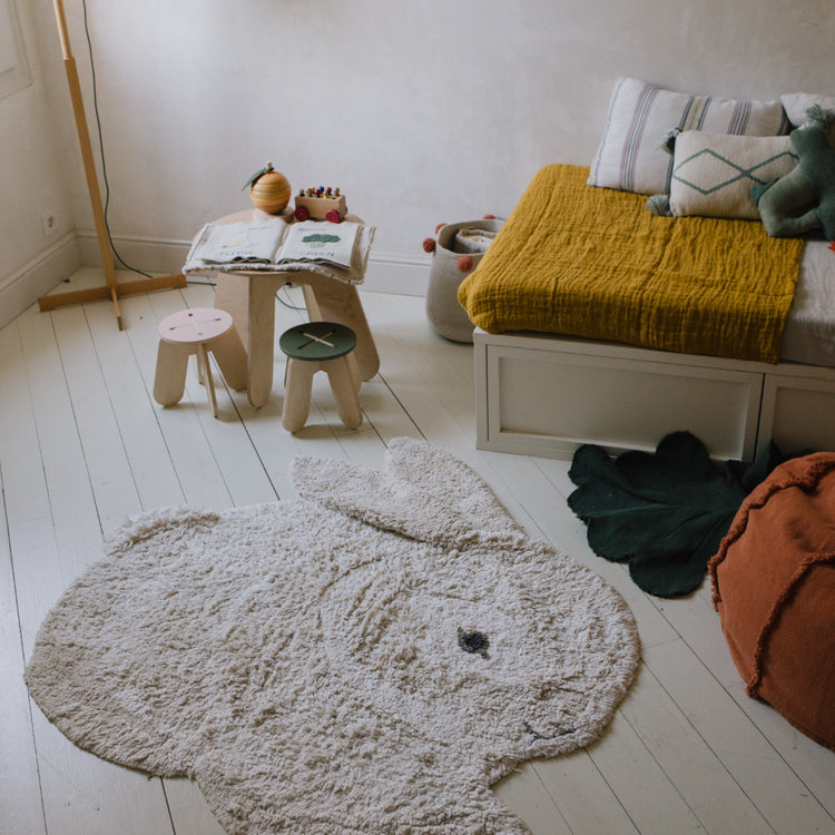 Lorena Canals. Washable Animal Rug Bunny 130x135