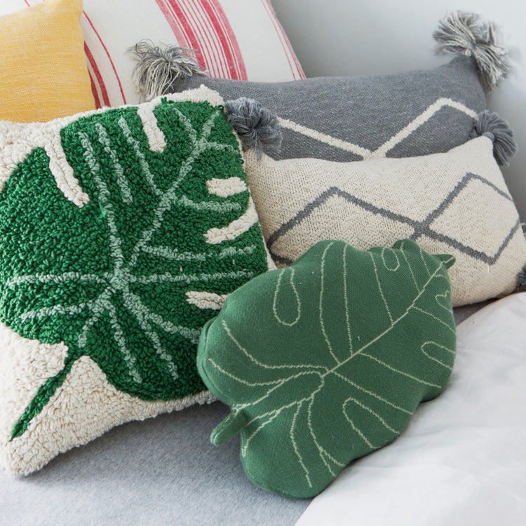 Lorena Canals. Knitted Cushion Baby Leaf Green