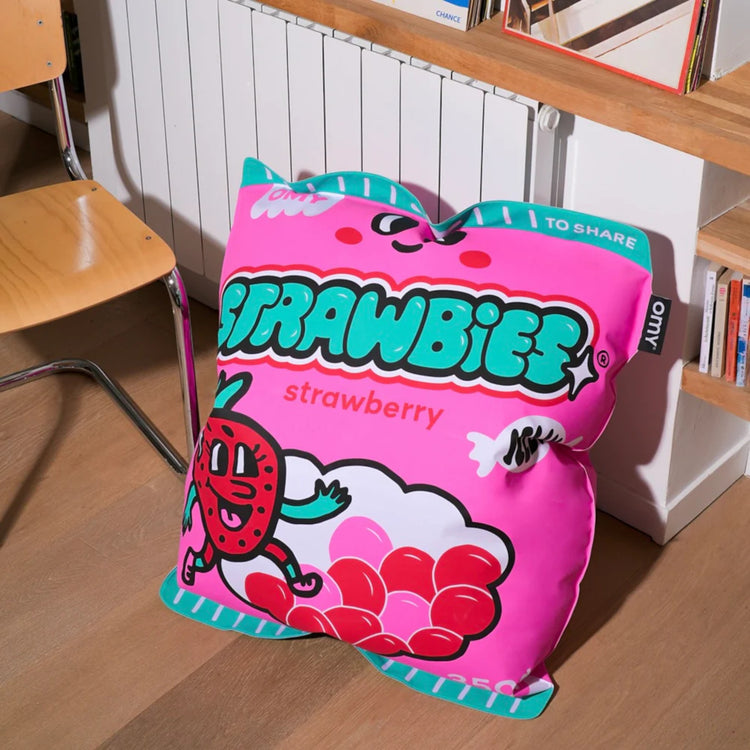 OMY. Giant infatable cushion  - Strawbies