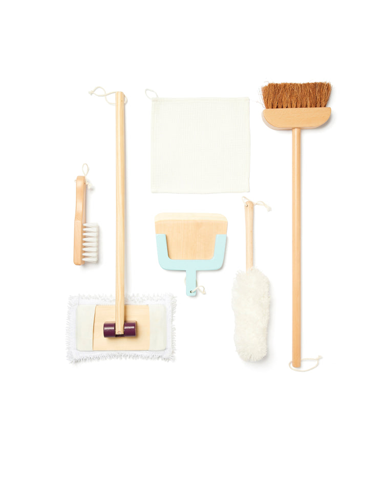 KIDS CONCEPT. Kid's cleaning set