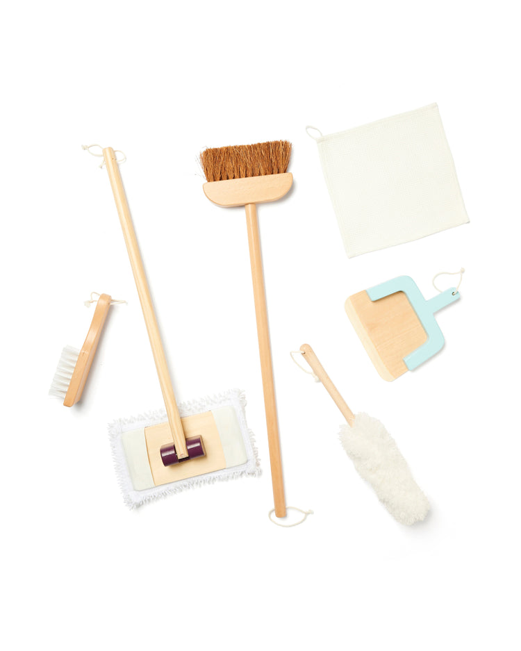 KIDS CONCEPT. Kid's cleaning set