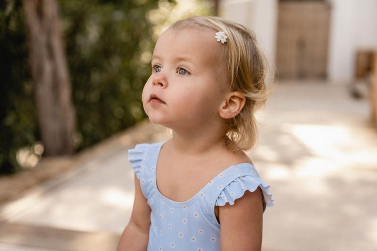 LITTLE DUTCH. Bathsuit ruffles Daisies Blue - 62/68