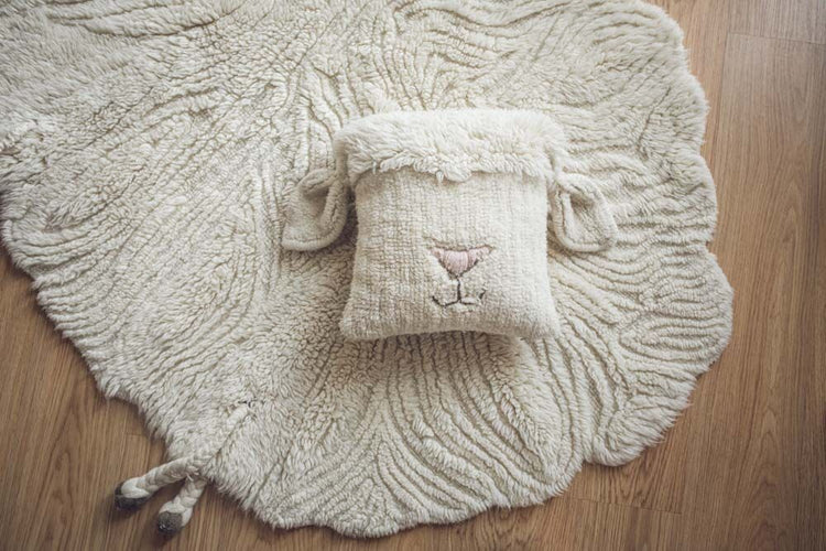 Lorena Canals. Woolable Rug Pink Nose Sheep