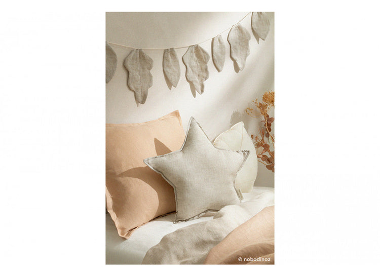 LIN. Star cushion • Greige