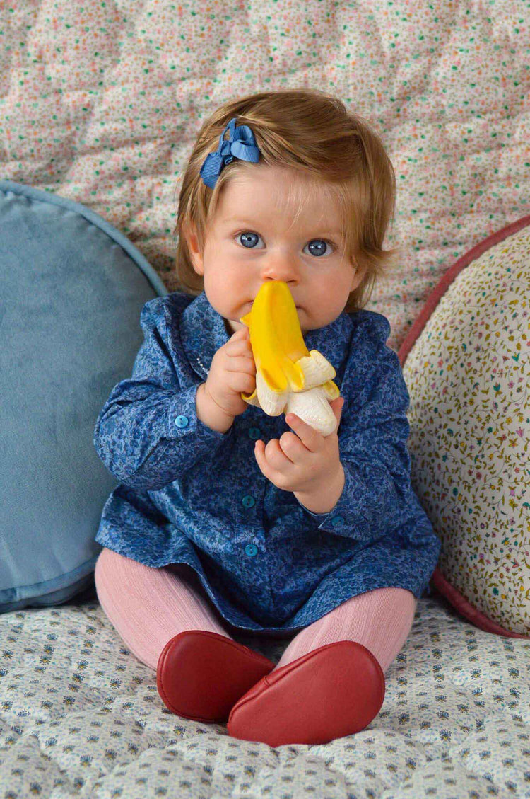 OLI&CAROL. Baby teether - Ana Banana
